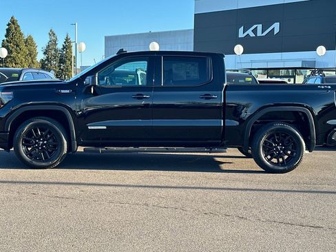 Used 2024 GMC Sierra 1500 Elevation w/ LPO, Elevation Black Package image 7