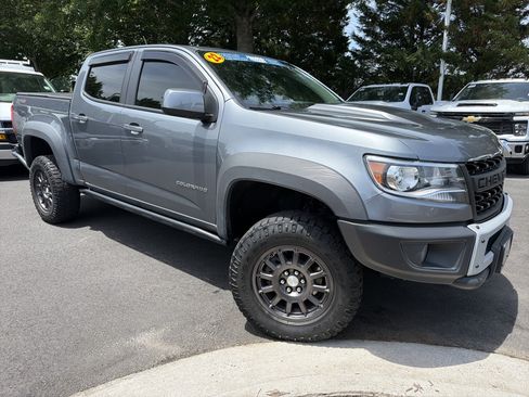 Used 2022 Chevrolet Colorado ZR2 w/ Colorado ZR2 Bison Edition AWD/4WD image 2
