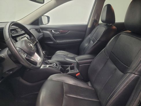 Used 2018 Nissan Rogue SL w/ Premium Package image 17