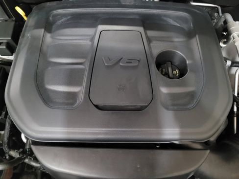 Used 2020 Jeep Grand Cherokee Limited w/ Trailer Tow Group IV image 30