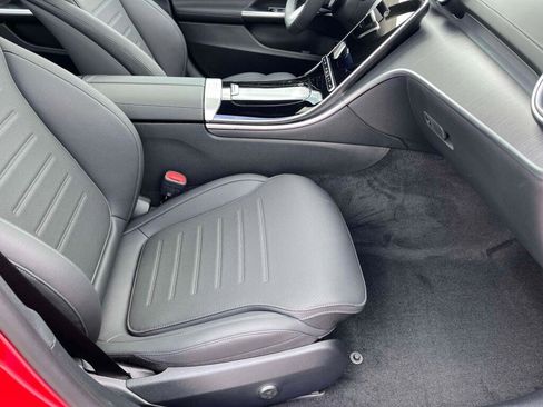 New 2026 Mercedes-Benz C 300 4MATIC Sedan image 20