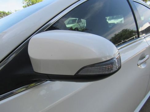 Used 2018 Toyota Avalon Limited image 15