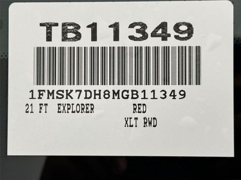 Used 2021 Ford Explorer XLT w/ Equipment Group 202A RWD image 45