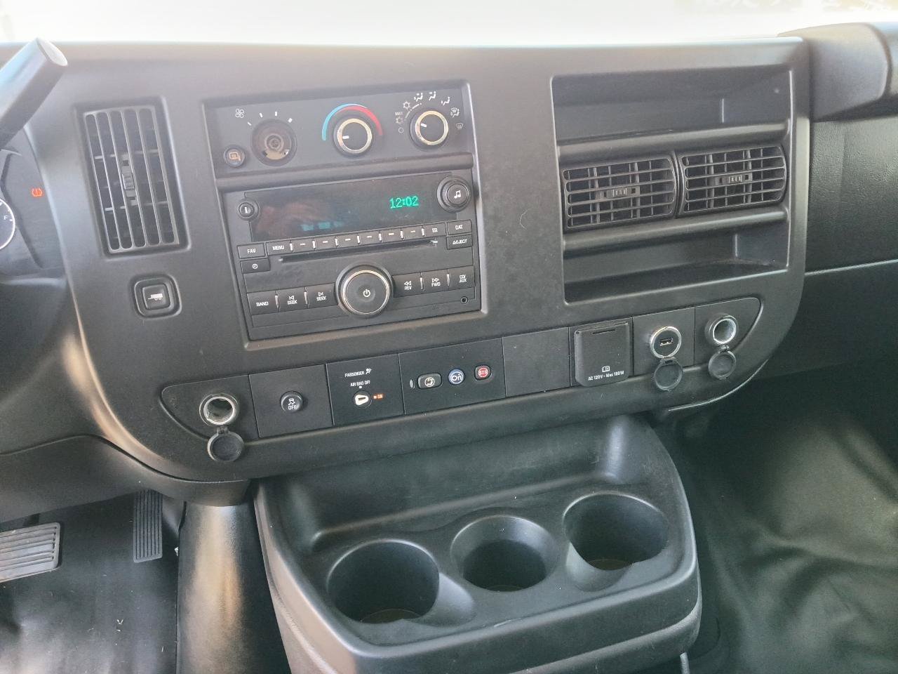 Used 2018 GMC Savana 2500 w/ Driver Convenience Package RWD image 13