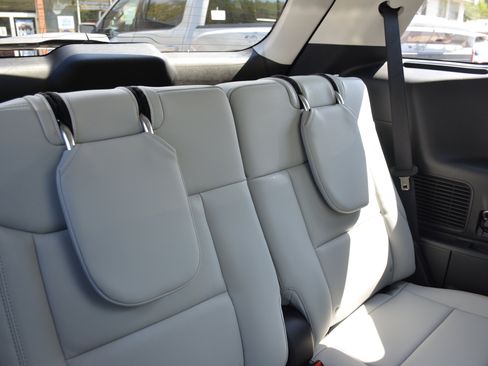 New 2026 Ford Explorer Platinum AWD/4WD image 28