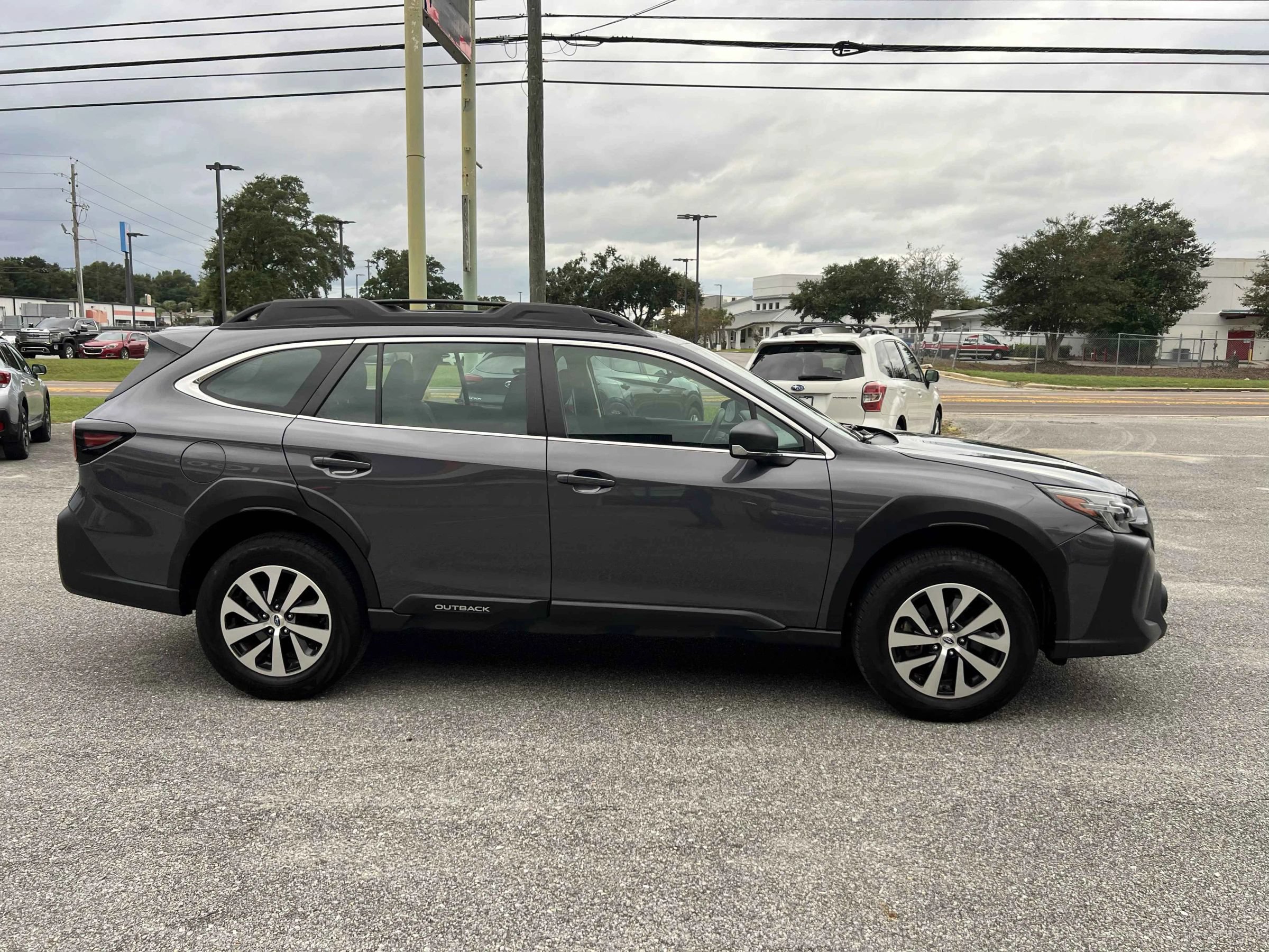 Used 2024 Subaru Outback AWD/4WD image 5
