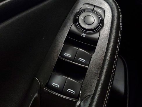 Used 2025 Buick Encore GX Preferred FWD image 17