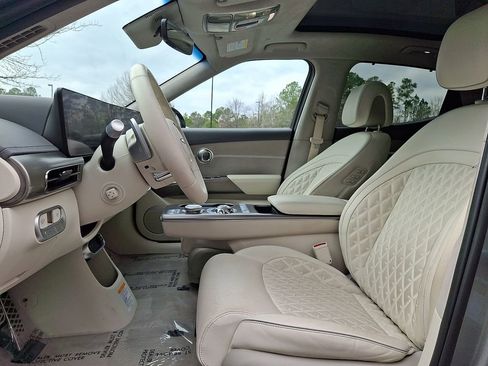 Used 2025 Genesis GV60 Performance image 12