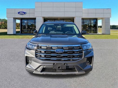 New 2026 Ford Explorer Active AWD/4WD image 9