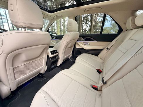 Certified 2024 Mercedes-Benz GLE 450e 4MATIC image 15