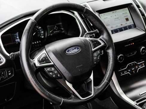 Used 2020 Ford Edge SEL w/ Convenience Package FWD image 13