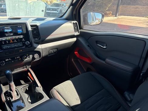 Certified 2024 Nissan Frontier PRO-4X w/ Off-Road Protection Package AWD/4WD image 28