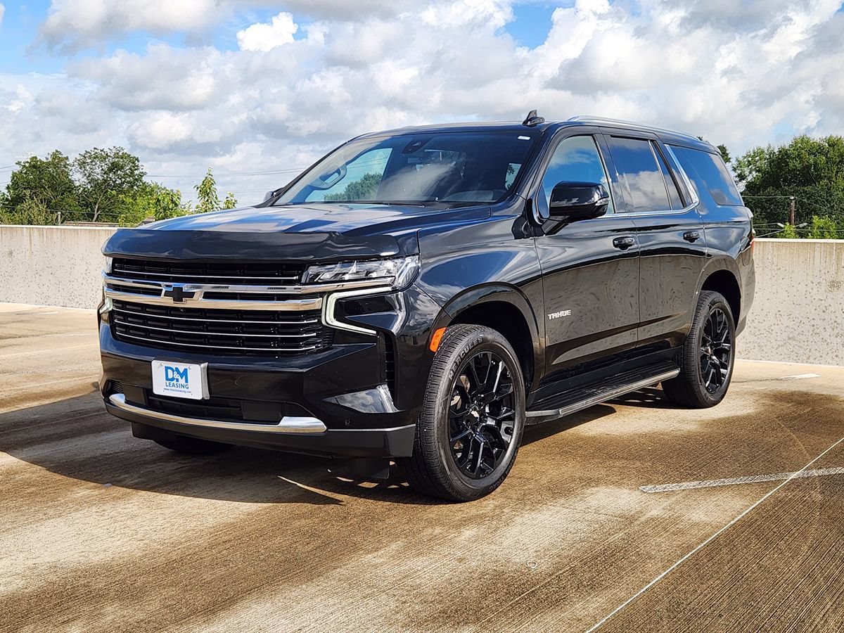 Used 2022 Chevrolet Tahoe LT w/ Luxury Package RWD image 3