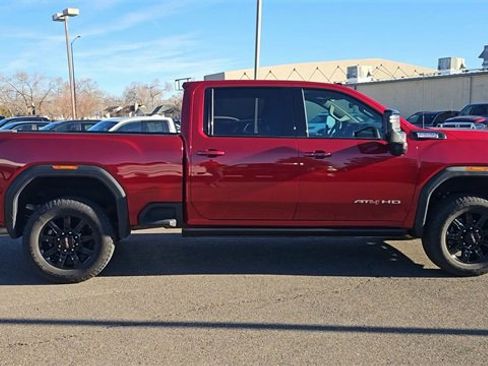 Used 2024 GMC Sierra 2500 AT4 w/ AT4 Premium Plus Package image 9