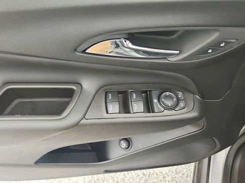 Used 2024 Chevrolet Equinox LT w/ LPO, Floor Liner Package image 27