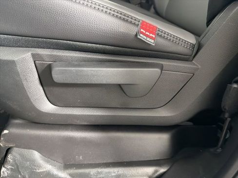 New 2026 RAM 2500 Tradesman AWD/4WD image 14