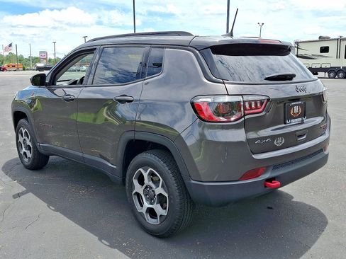 Used 2022 Jeep Compass Trailhawk w/ Trailhawk Convenience Group AWD/4WD image 22
