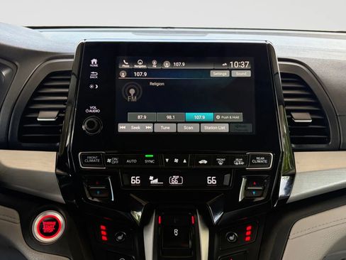 Used 2018 Honda Odyssey Touring image 25