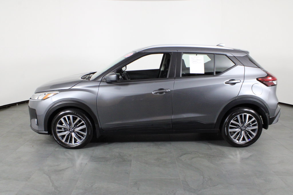 Certified 2023 Nissan Kicks SV FWD image 14