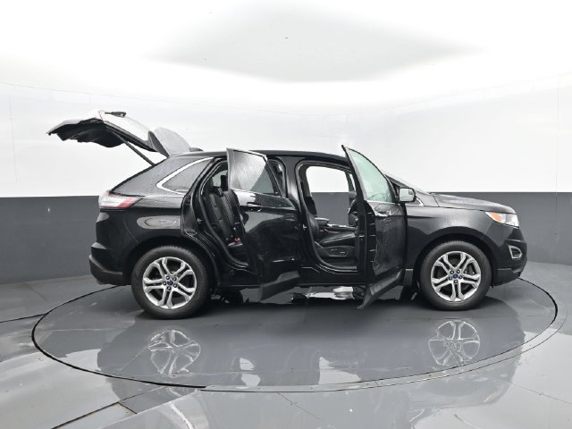 Used 2017 Ford Edge Titanium AWD/4WD image 31