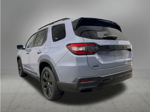 New 2026 Honda Pilot Black Edition image 3