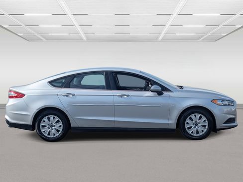 Used 2014 Ford Fusion S image 6