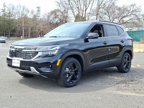 New 2026 Kia Seltos EX AWD/4WD image 2
