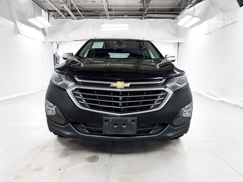 Used 2019 Chevrolet Equinox Premier image 2