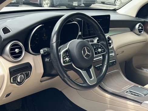 Used 2022 Mercedes-Benz GLC 300 4MATIC image 14