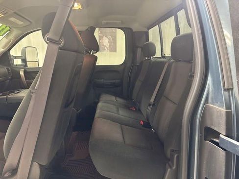 Used 2011 GMC Sierra 2500 SLE w/ Convenience Package image 19