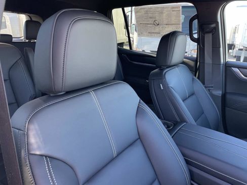 New 2026 GMC Acadia Elevation w/ Black Edition image 28