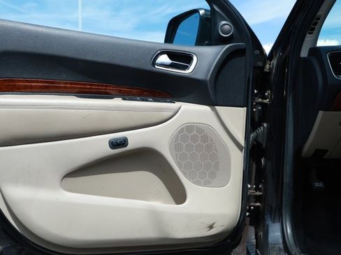 Used 2015 Dodge Durango Limited w/ Nav & Power Liftgate Group image 21