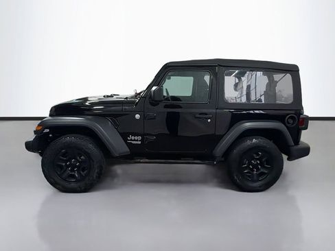 Used 2018 Jeep Wrangler Sport AWD/4WD image 6