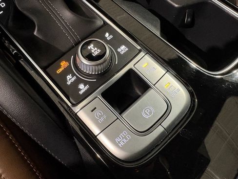 Used 2021 Kia Telluride SX w/ SX Prestige Package AWD/4WD image 30