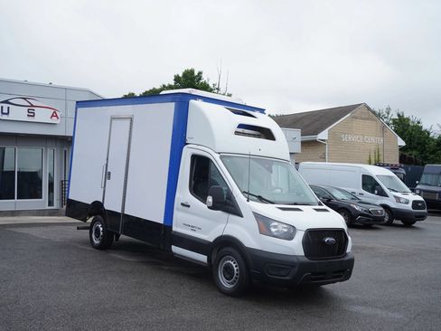 Used 2023 Ford Transit 350 w/ Upfitter Package RWD image 3