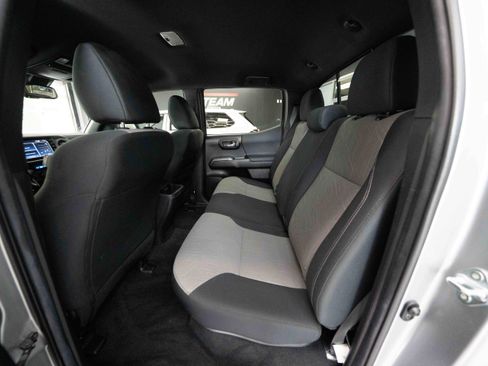Used 2022 Toyota Tacoma TRD Sport w/ Technology Package AWD/4WD image 23