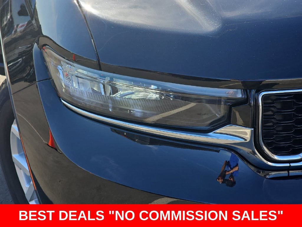 Used 2023 Jeep Grand Cherokee L Limited w/ Luxury Tech Group II AWD/4WD image 36