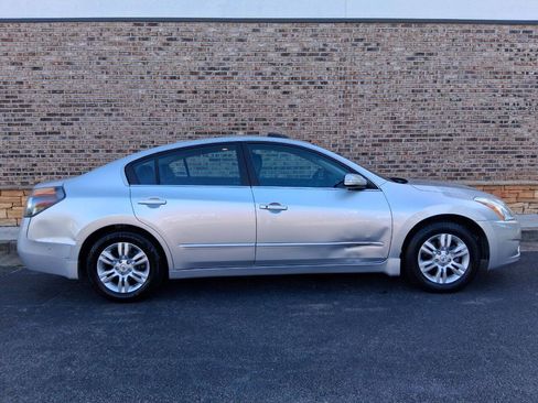 Used 2012 Nissan Altima 2.5 SL w/ 2.5SL Pkg FWD image 6