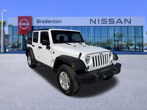 Used 2018 Jeep Wrangler Unlimited Sport S image 3