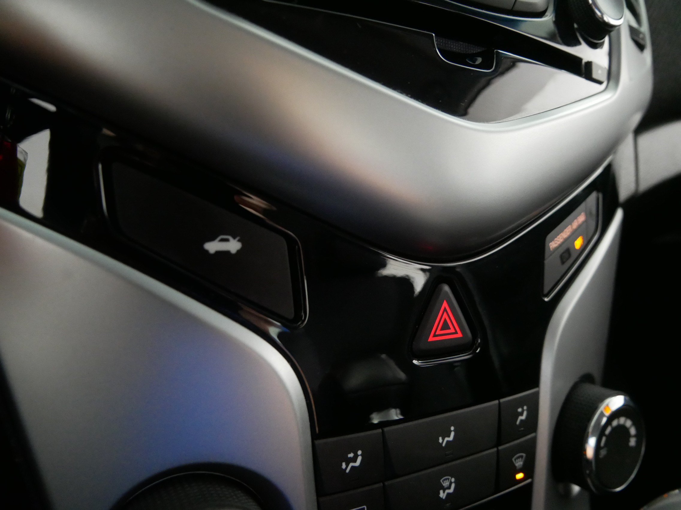 Used 2015 Chevrolet Cruze LT FWD image 32