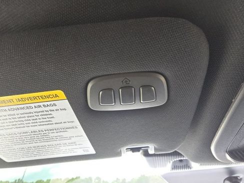 Used 2026 Ford Explorer ST-Line RWD image 43