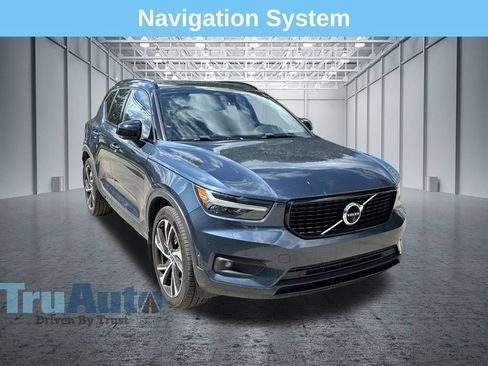 Used 2022 Volvo XC40 T5 R-Design w/ Advanced Package AWD/4WD image 1