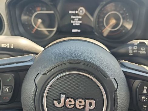 Used 2024 Jeep Wrangler Sport AWD/4WD image 7