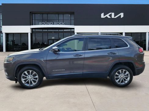 Used 2020 Jeep Cherokee Latitude Plus FWD image 4