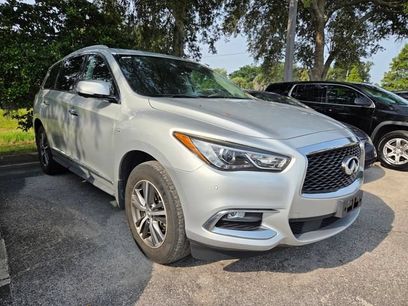 Used 2020 INFINITI QX60 Luxe w/ Essential Package