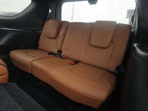 Used 2024 INFINITI QX80 Sensory w/ Cargo Package image 14
