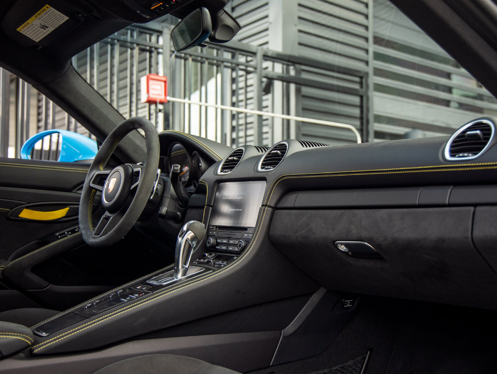 Certified 2021 Porsche 718 Cayman GT4 RWD image 36