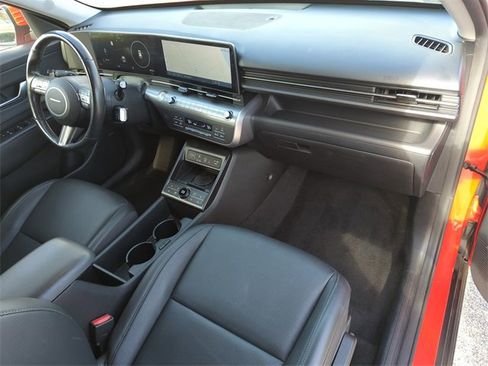 Used 2024 Hyundai Kona Limited image 17