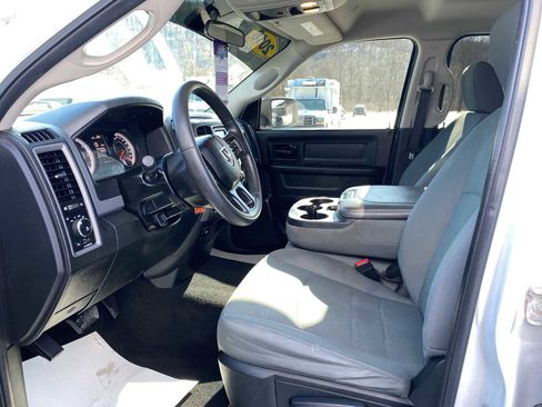 Used 2018 RAM 1500 Express w/ Express Value Package image 10