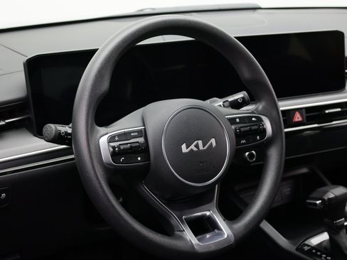 Used 2026 Kia K5 LXS FWD image 8